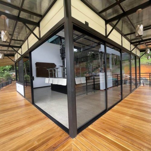 Instalación de Sistema Integrado de Ventilas Proyectables con Cedazo y ...